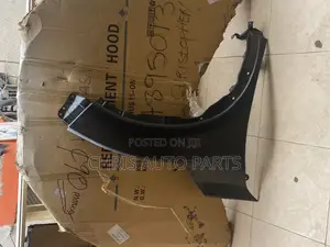 All Kinds of Fenders Available