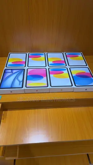 New Apple iPad (2025) 128 GB Blue
