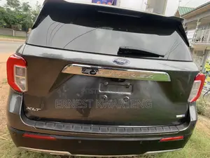 Ford Explorer 2021 Gray