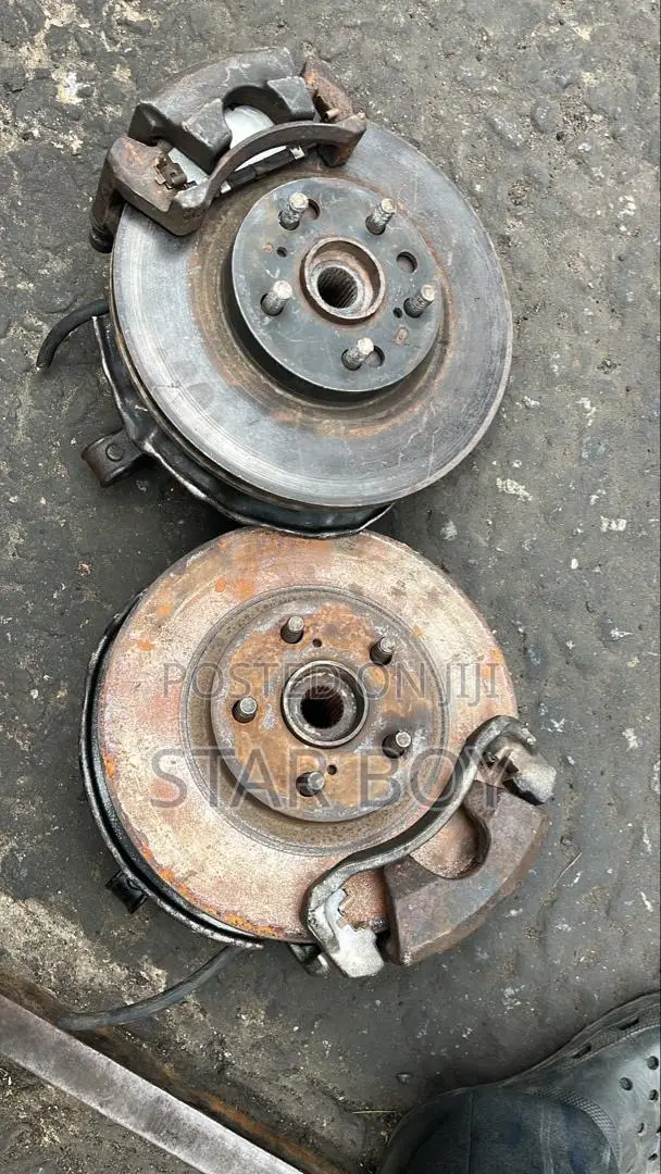 Toyota Corolla:2009 to 2017 Front Hobs