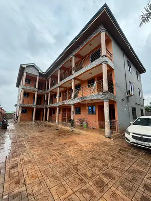 Chamber and Hall Sc for Rent at Adenta Frahfraha