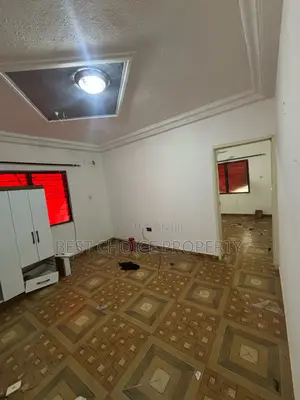 Chamber and Hall Sc for Rent at Adenta Frahfraha