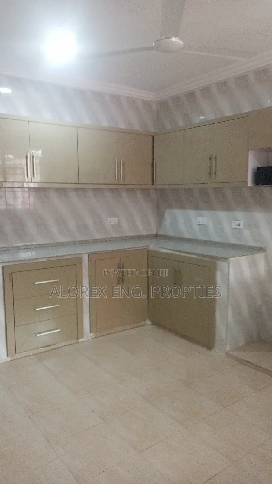 4bdrm House in $200,000, Oyarifa for sale