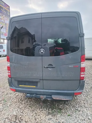Mercedes-Benz Sprinter 2012 Orange