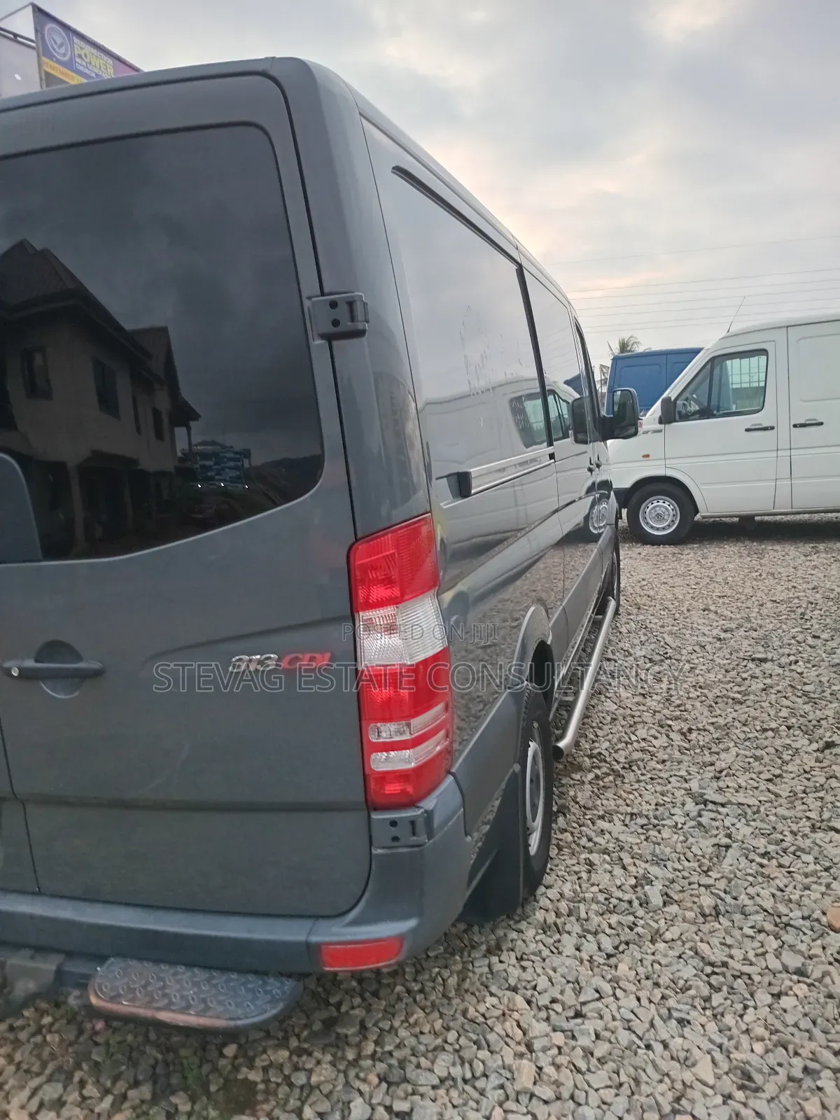 Mercedes-Benz Sprinter 2012 Orange