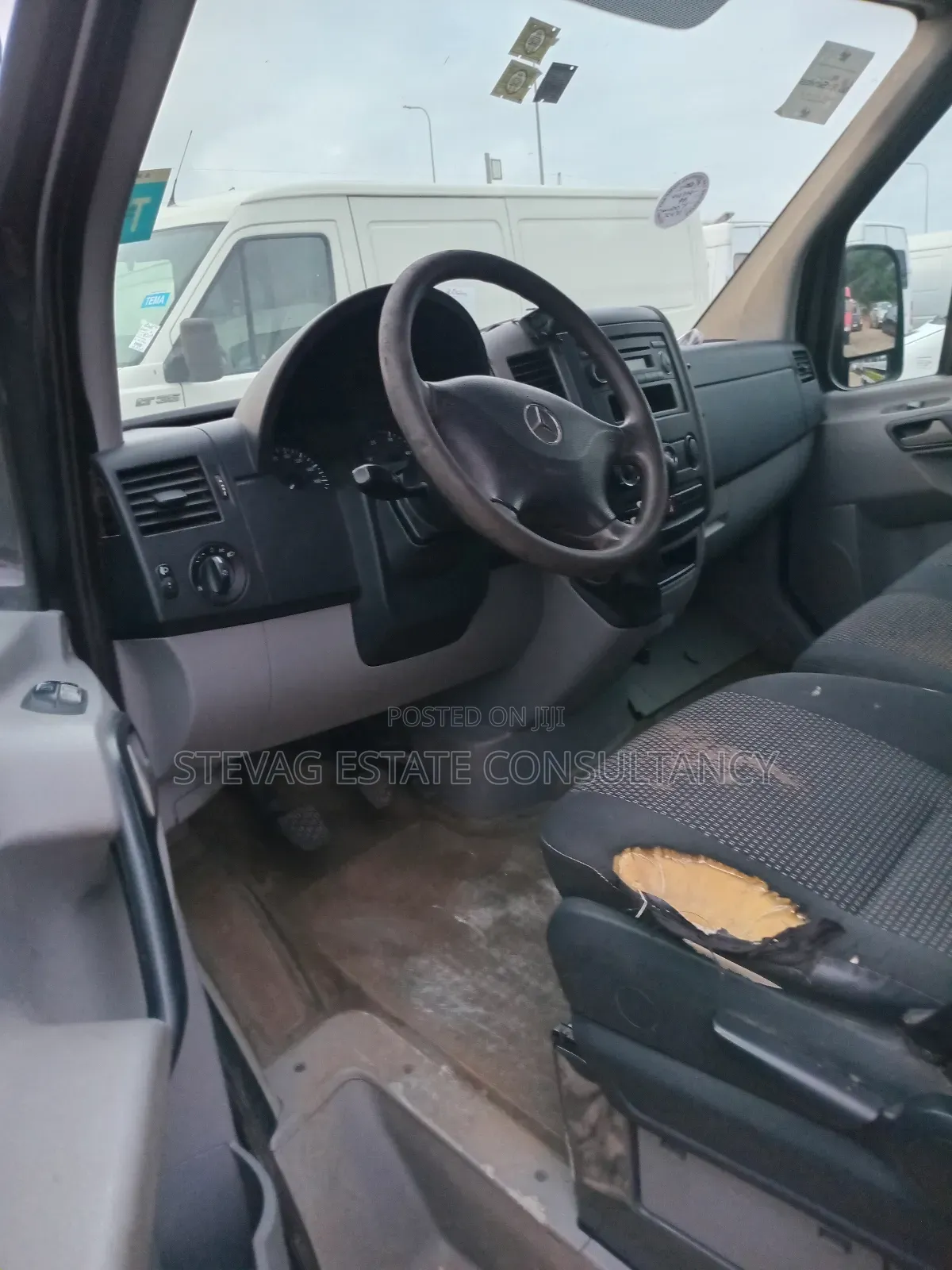Mercedes-Benz Sprinter 2012 Orange