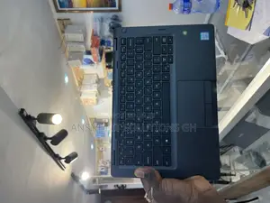 New Laptop Dell Latitude 5300 12GB Intel Core I5 SSD 256GB
