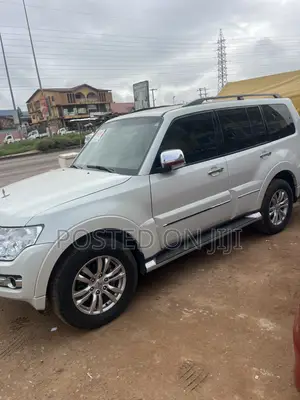 Mitsubishi Pajero V80 3.8 V6 GLS 2019 Silver