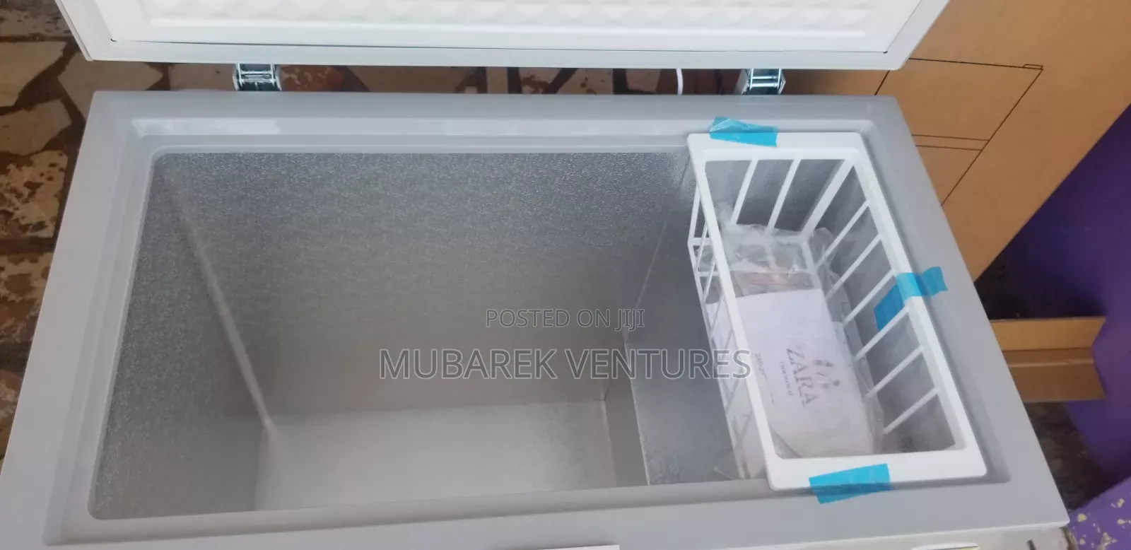 Zara Freezer 202 LTR Lock Light Silver