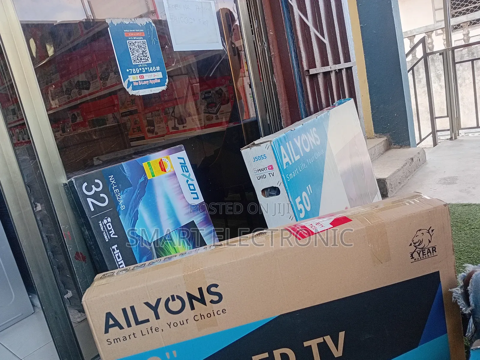 Ailyons 50inch Smart Resolution for Crystal _Clear Pic
