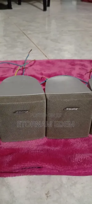 5 Bose Cube Surround Speakers
