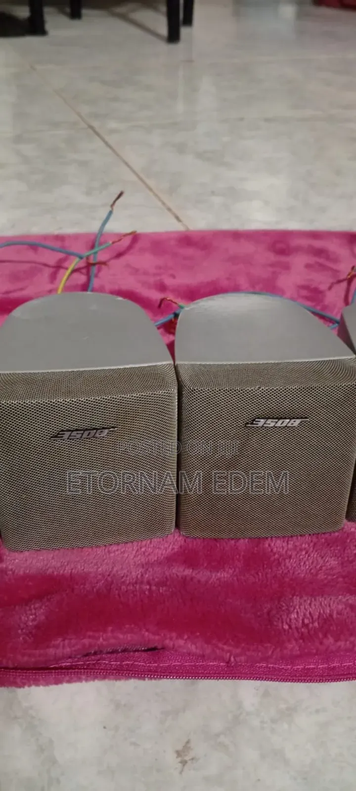 5 Bose Cube Surround Speakers