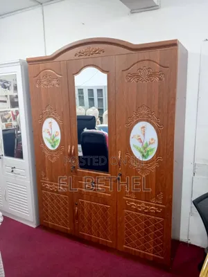 Wardrobe Wooden 3 Door With Drawers