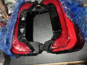 Tundra 2023 Tail Light Pair