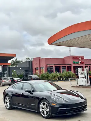 Porsche Panamera 4 Executive AWD 2019 Black