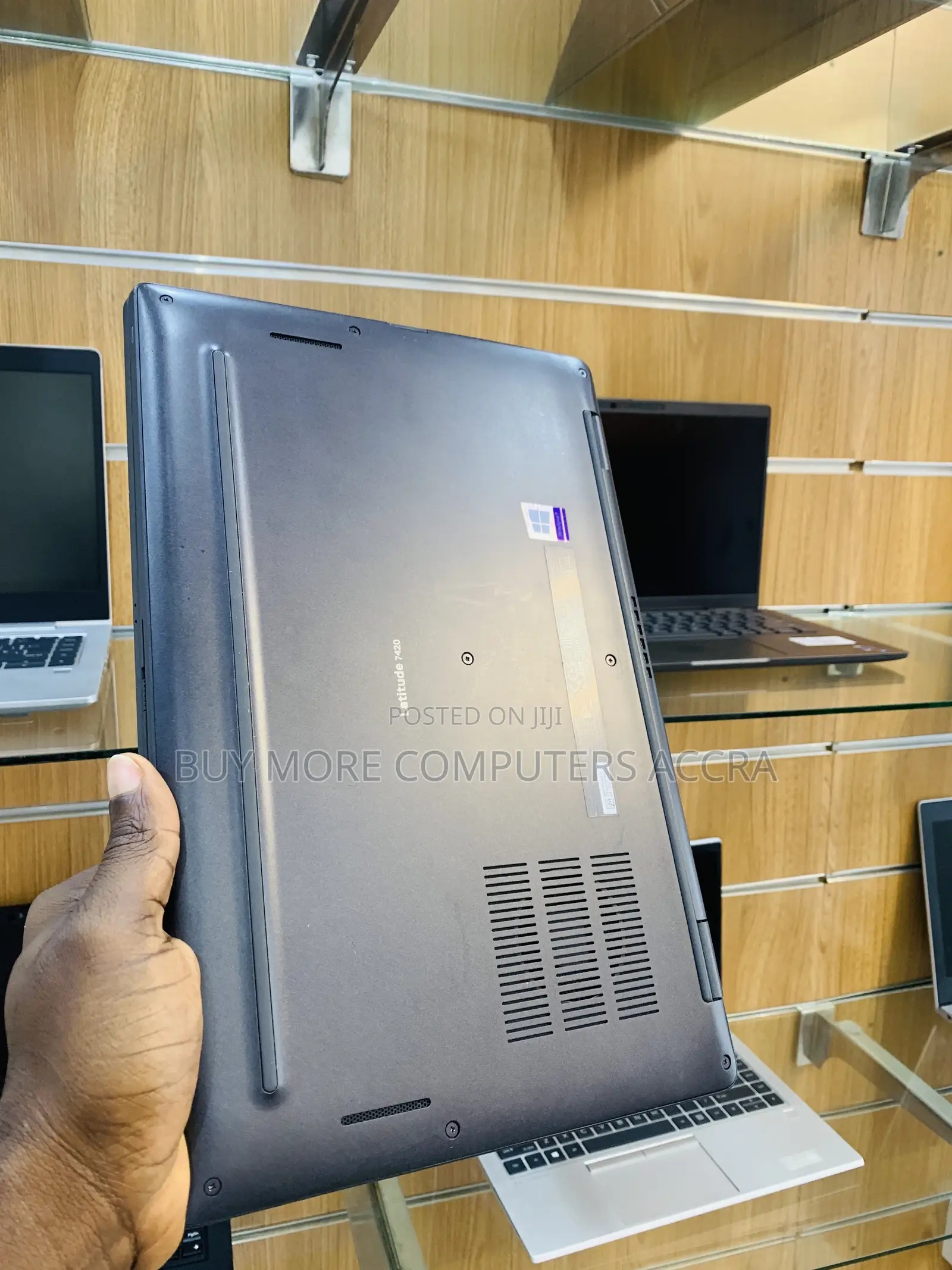 Laptop Dell Latitude 7420 16GB Intel Core I7 SSD 256GB