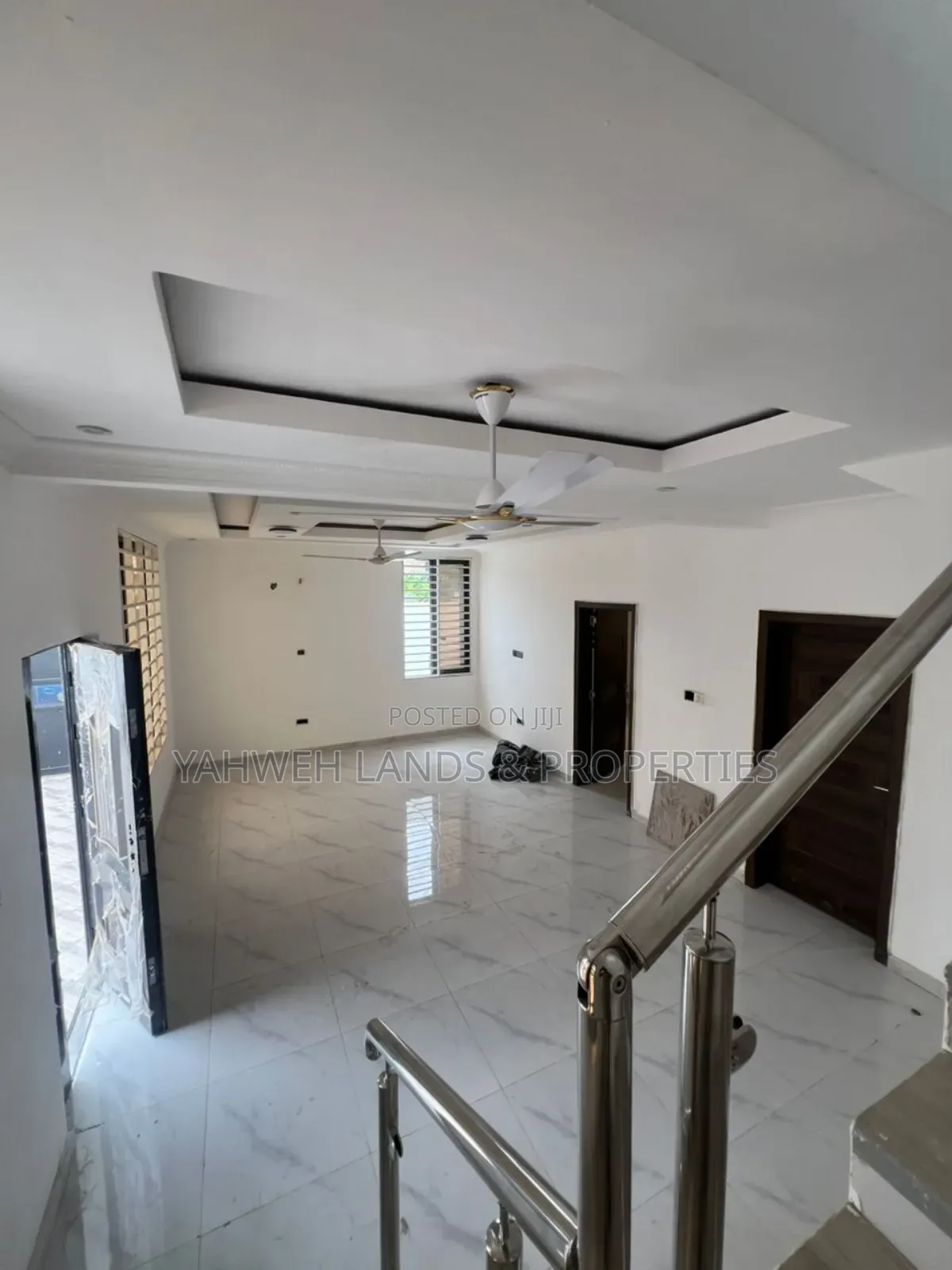 3bdrm House in Hfc Estate, Spintex for sale
