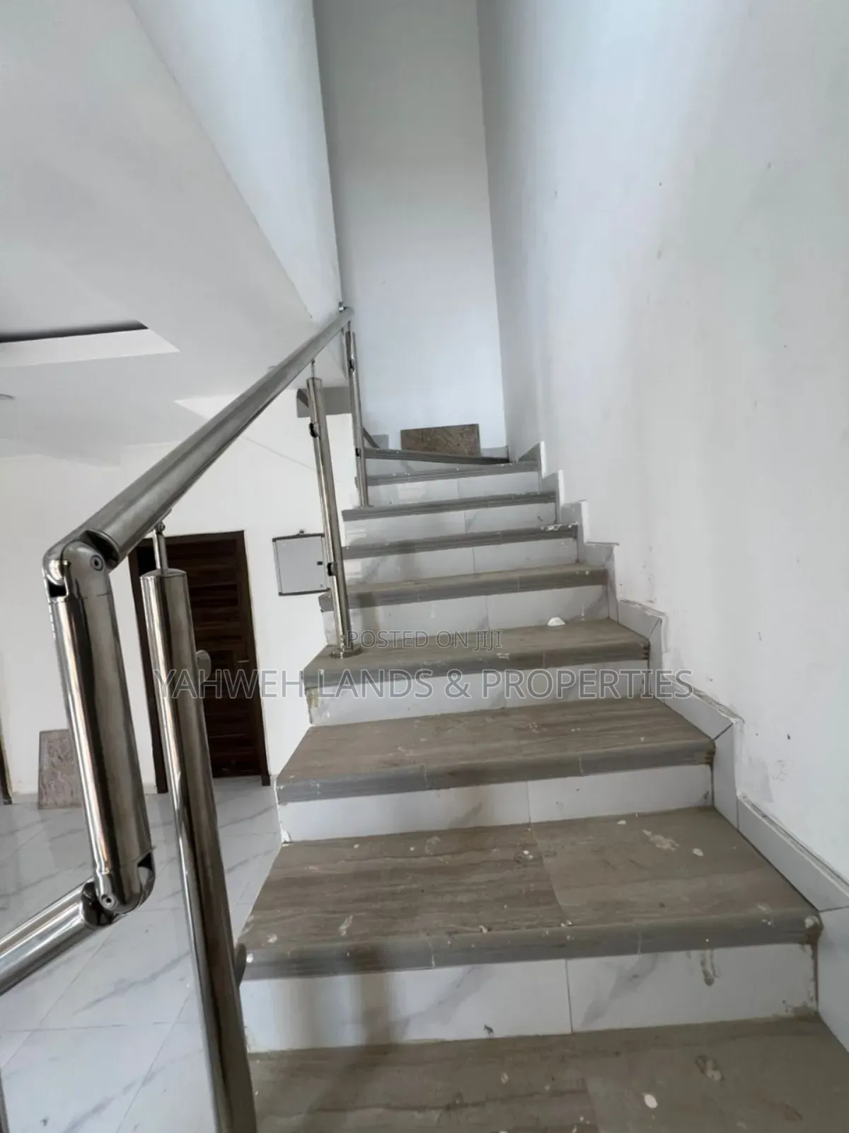 3bdrm House in Hfc Estate, Spintex for sale