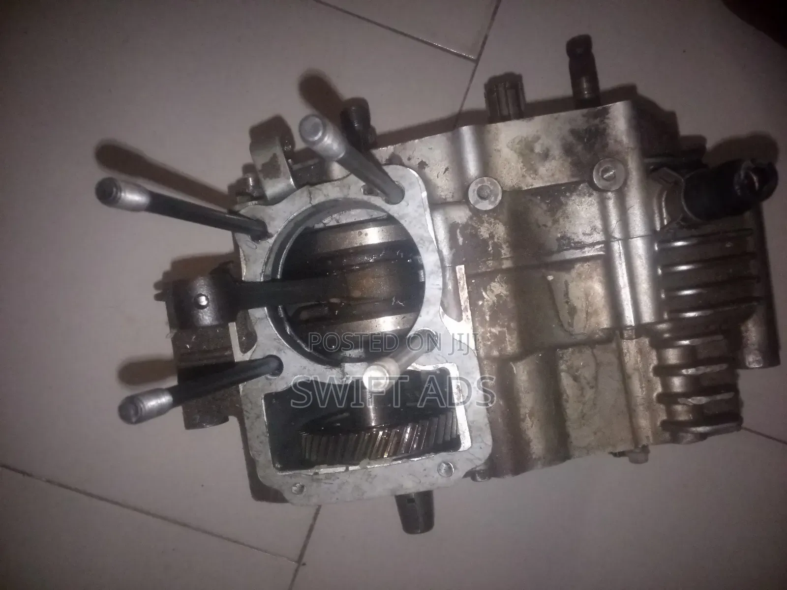 Royal Motorcycle 2024 Silver