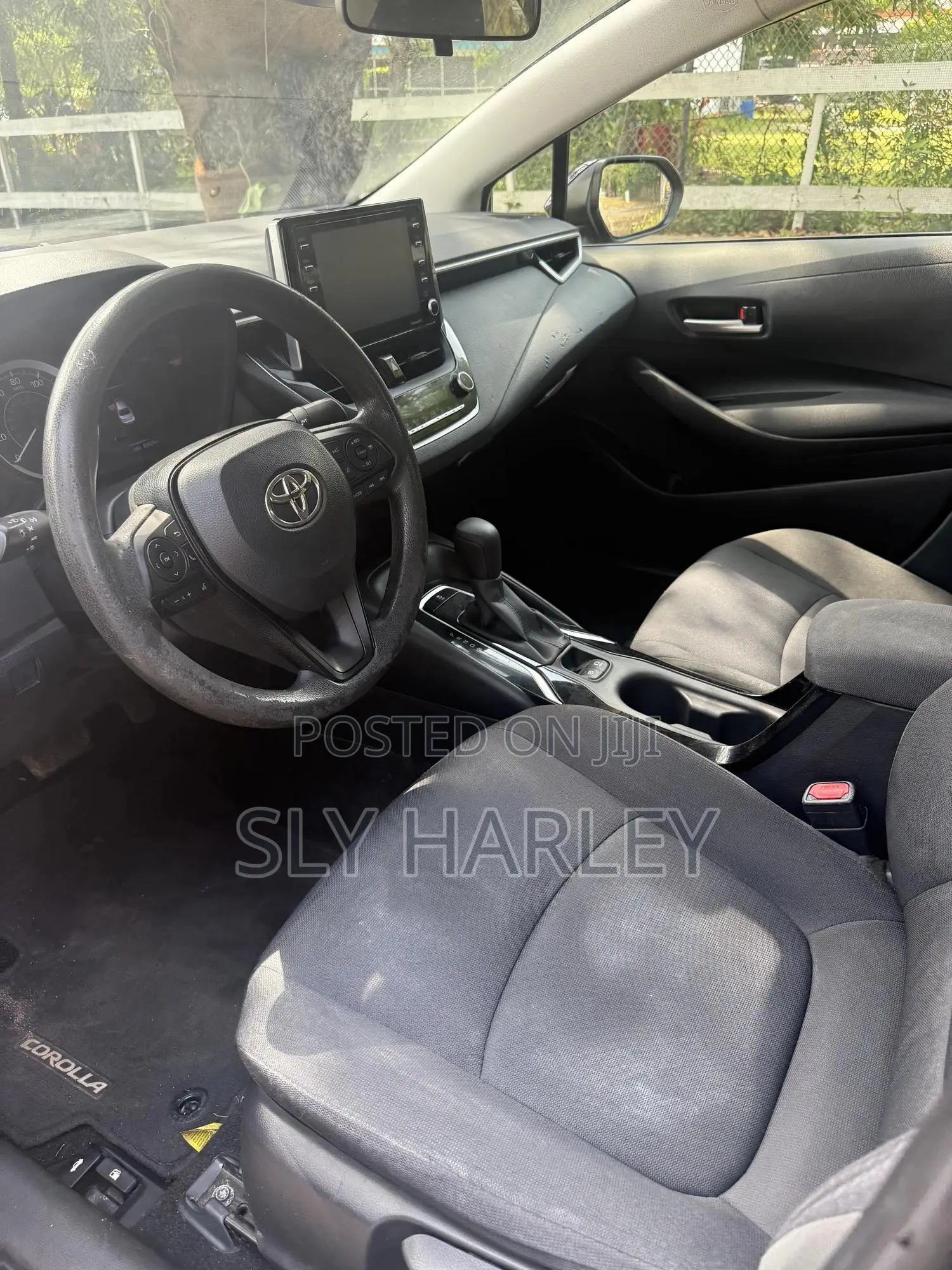 Toyota Corolla LE 2021 Blue