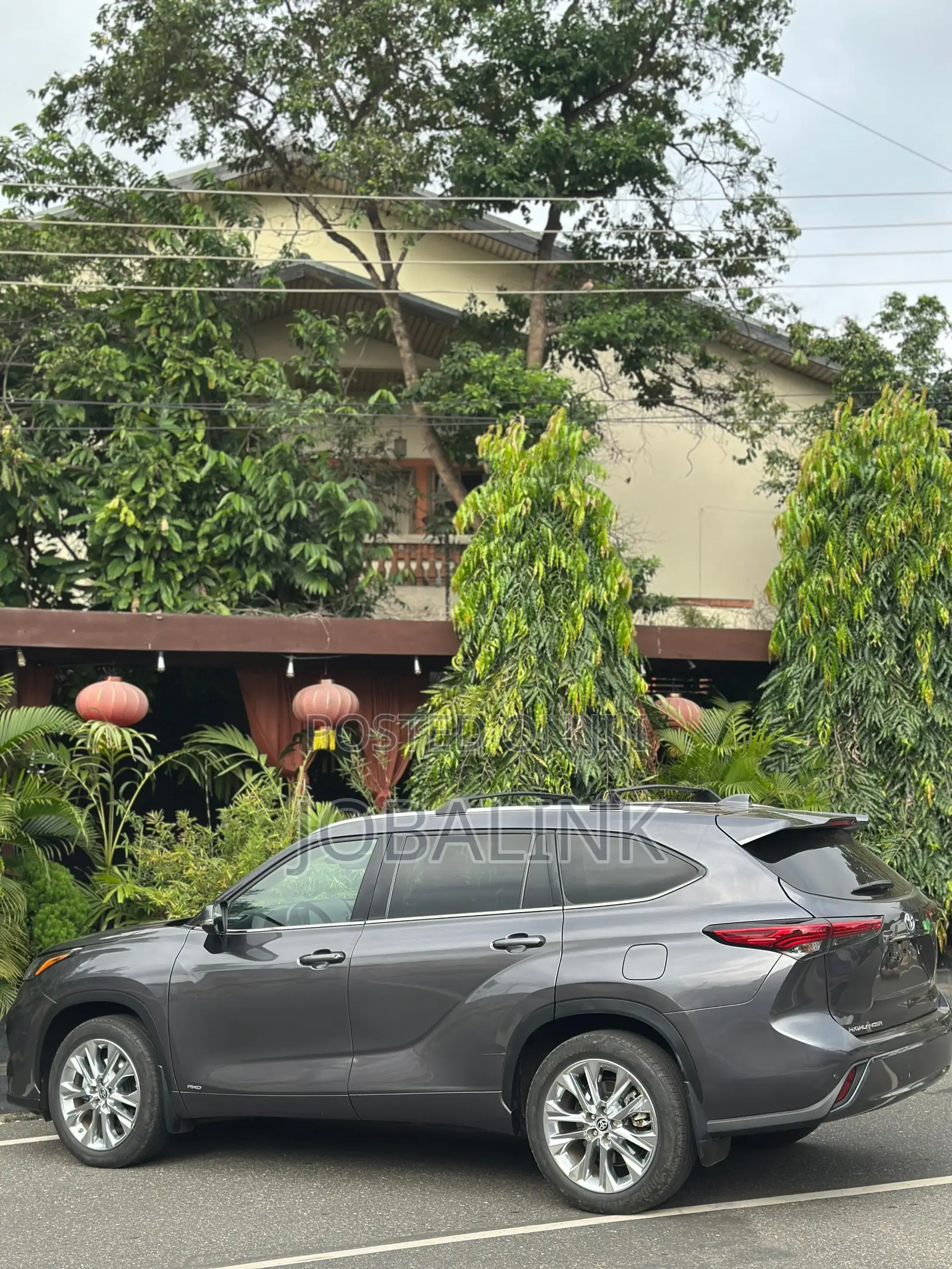 Toyota Highlander Limited AWD 2023 Gray