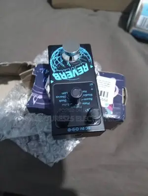Reverb Guitar / Bass Effect Pedal