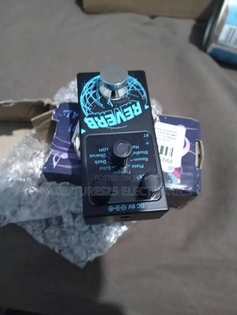 Reverb Guitar / Bass Effect Pedal