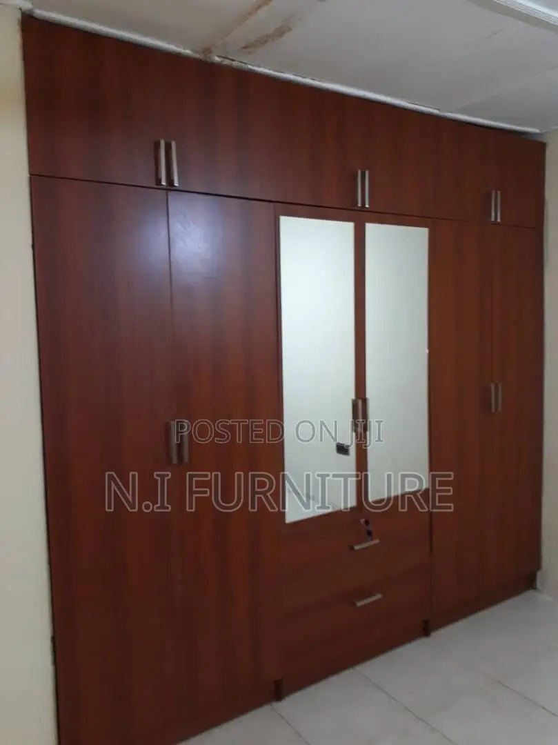 Executive Inbuilt Wardrobe