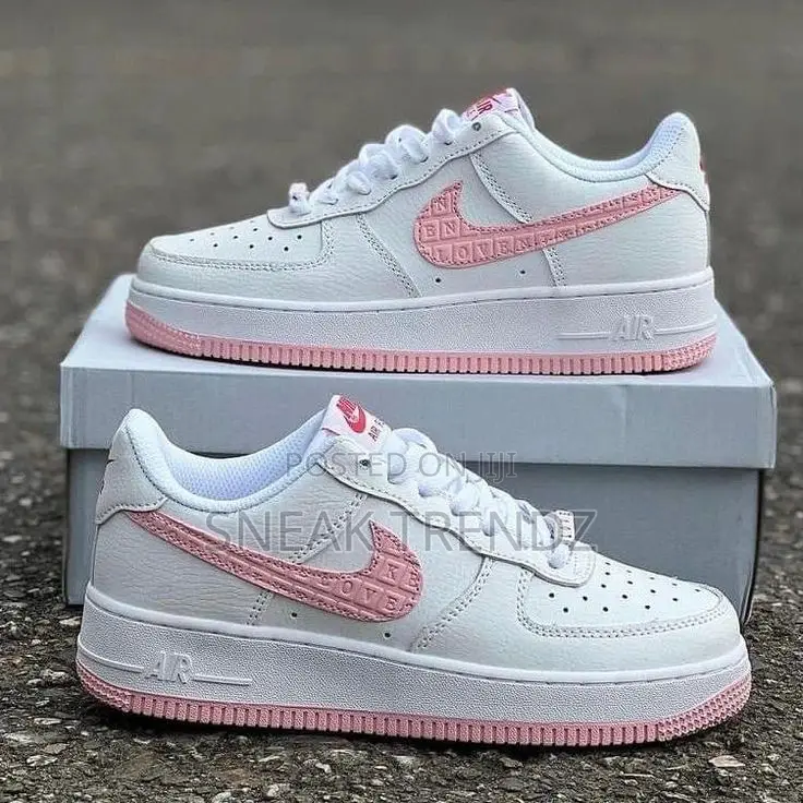 Nike Air Force 1 Pink Love