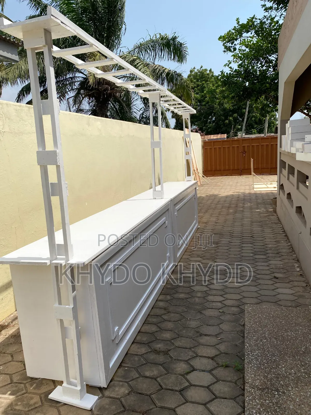 Foldable Table for Set Up