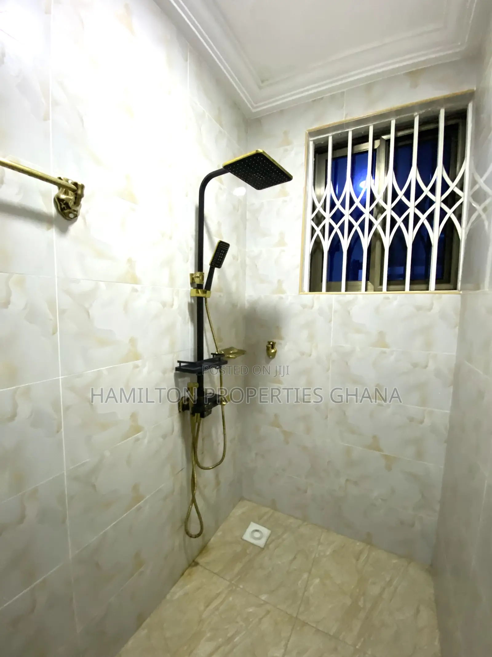 3bdrm Apartment in Tse Addo, Tseaddo for rent