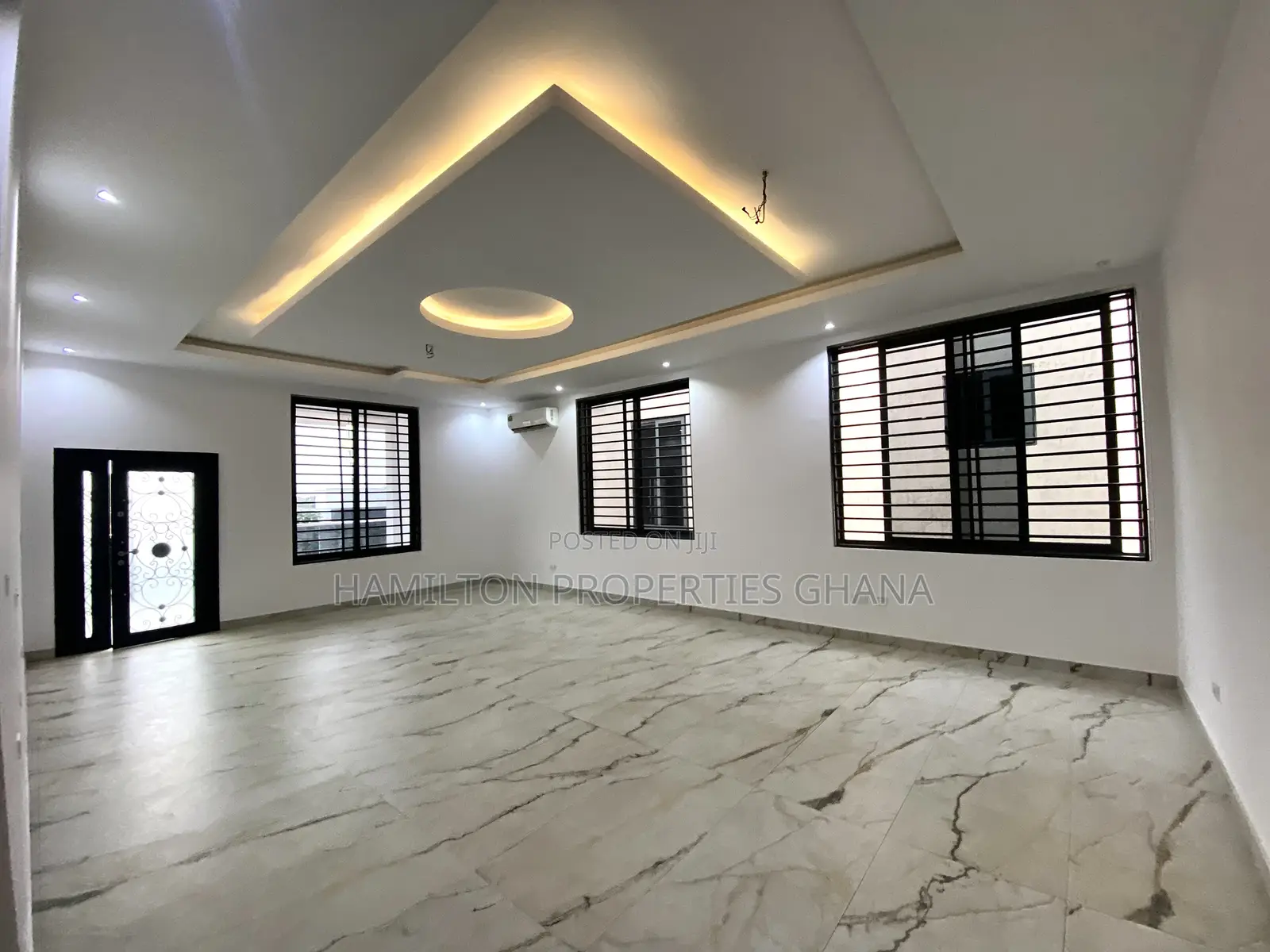 2bdrm Apartment in East Airport, Tseaddo for rent