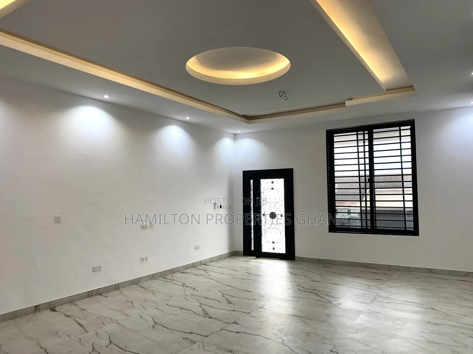 2bdrm Apartment in East Airport, Tseaddo for rent