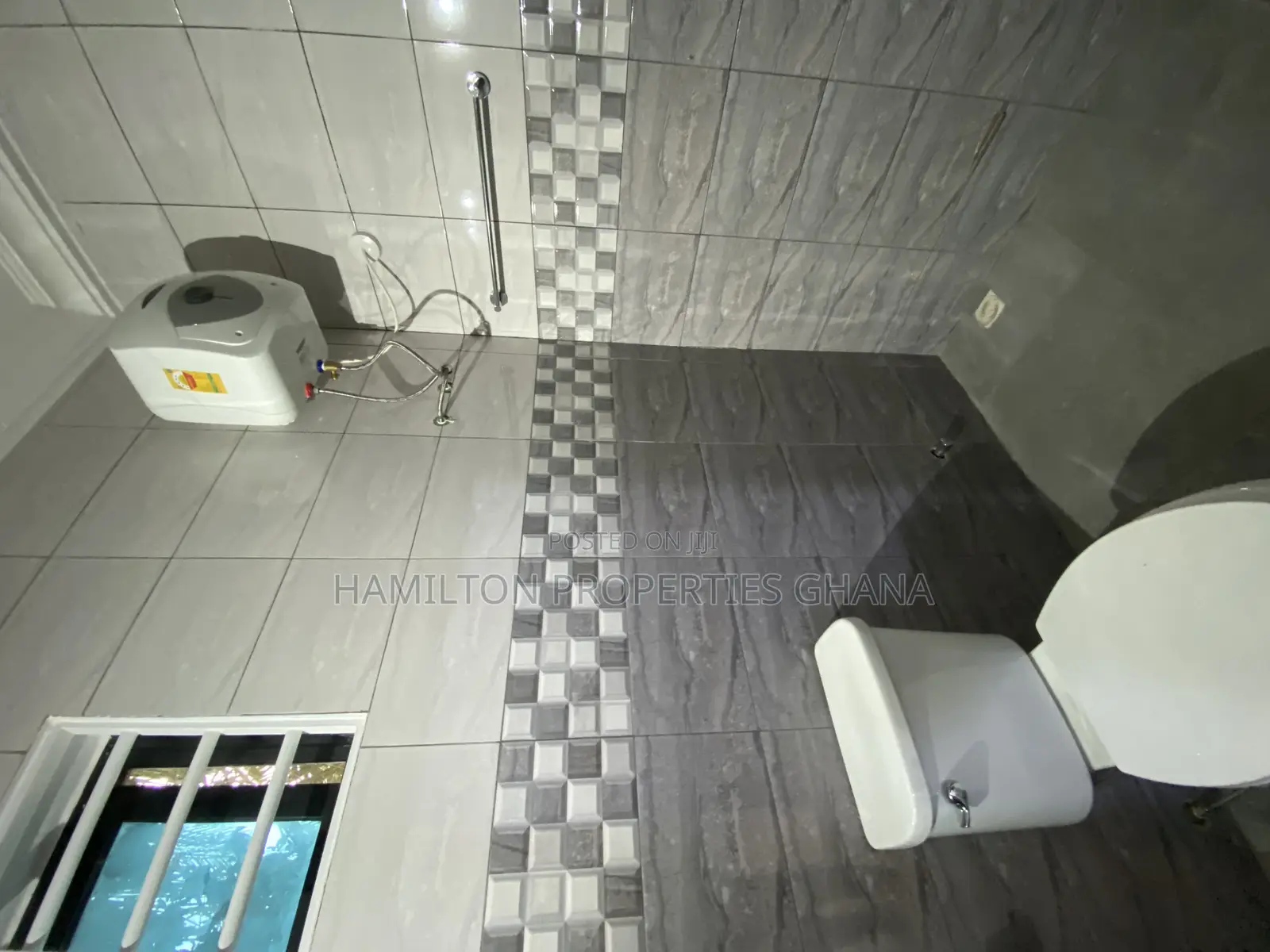 2bdrm Apartment in East Airport, Tseaddo for rent