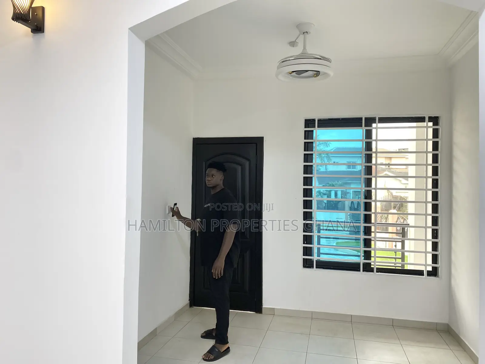 2bdrm Apartment in East Airport, Tseaddo for rent