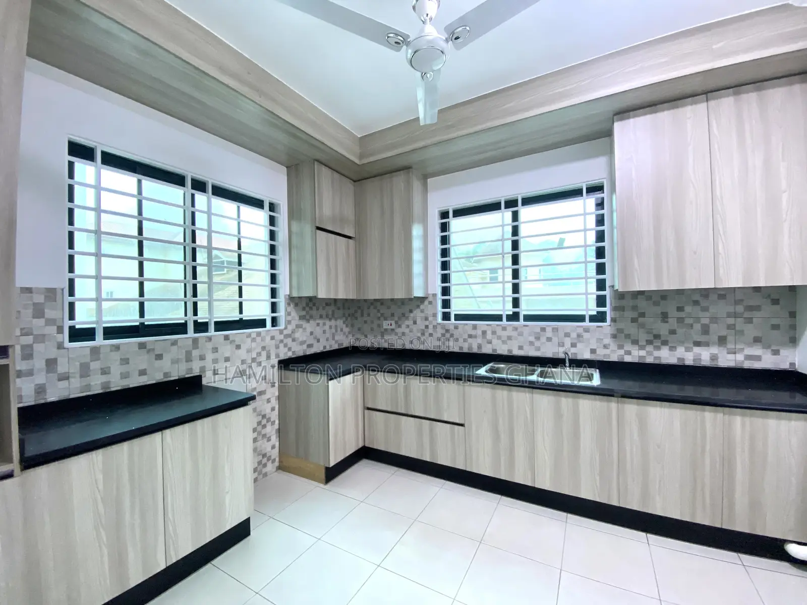 2bdrm Apartment in East Airport, Tseaddo for rent