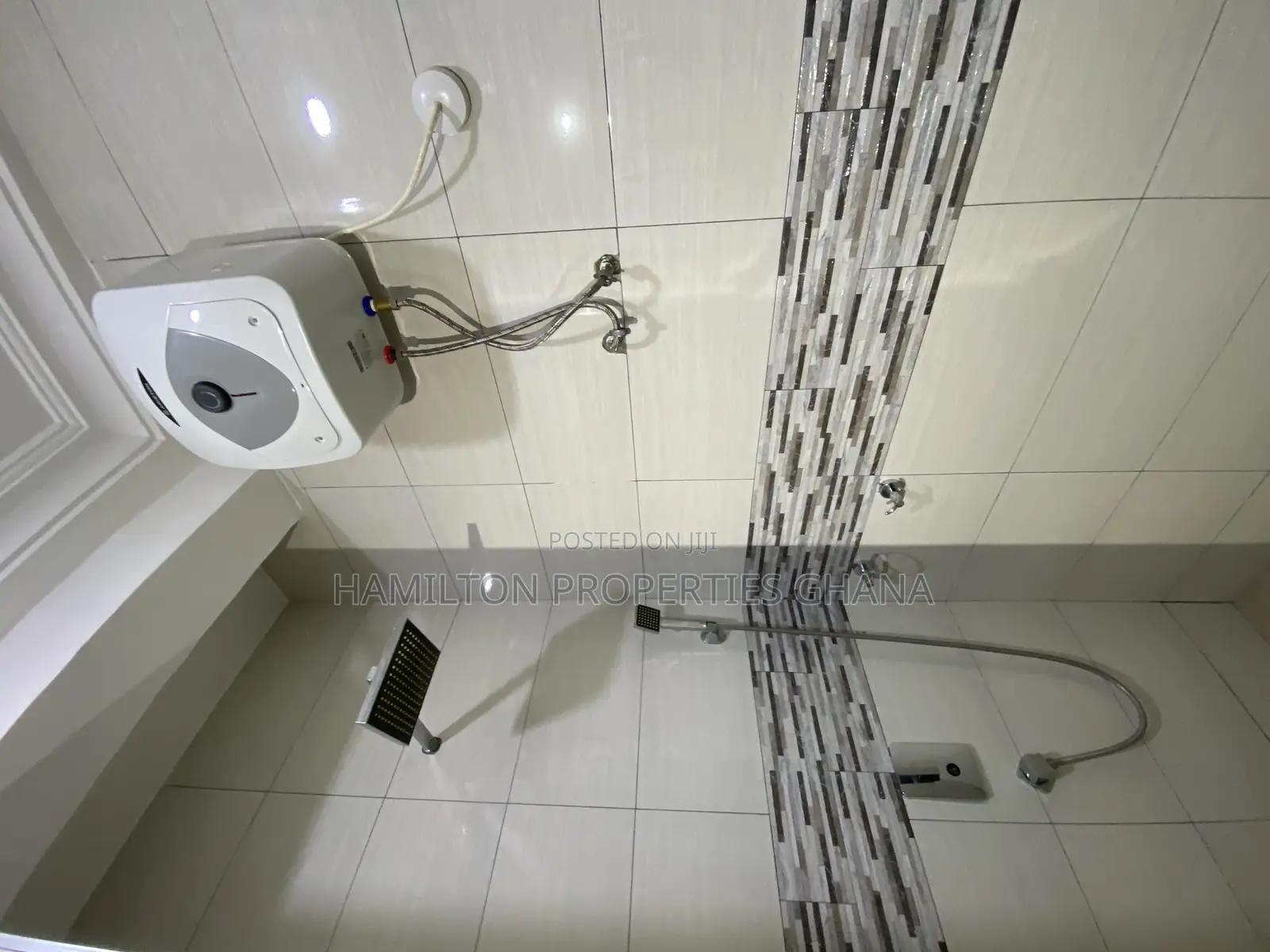 2bdrm Apartment in East Airport, Tseaddo for rent