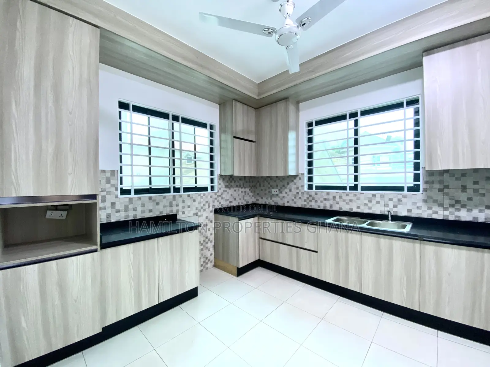 2bdrm Apartment in East Airport, Tseaddo for rent