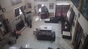 6bdrm House in Atasamanso, Kumasi Metropolitan for sale