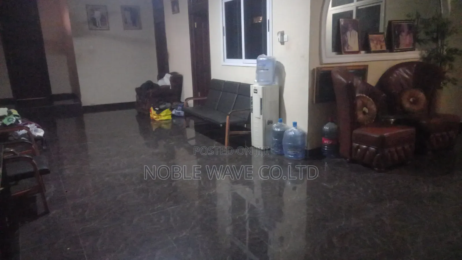 6bdrm House in Atasamanso, Kumasi Metropolitan for sale