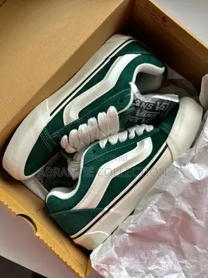 Available Knu Skool Vans Green/White