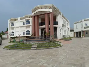 7bdrm Mansion in Jb Best Properties, Tema Metropolitan for sale