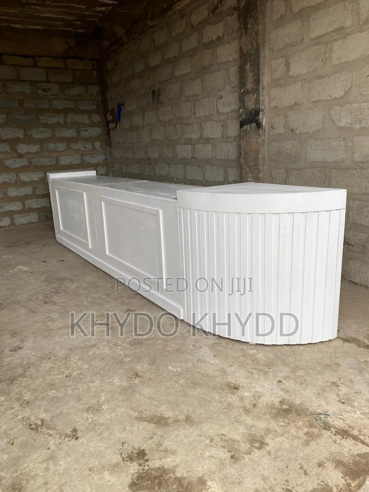 White Foldable Table