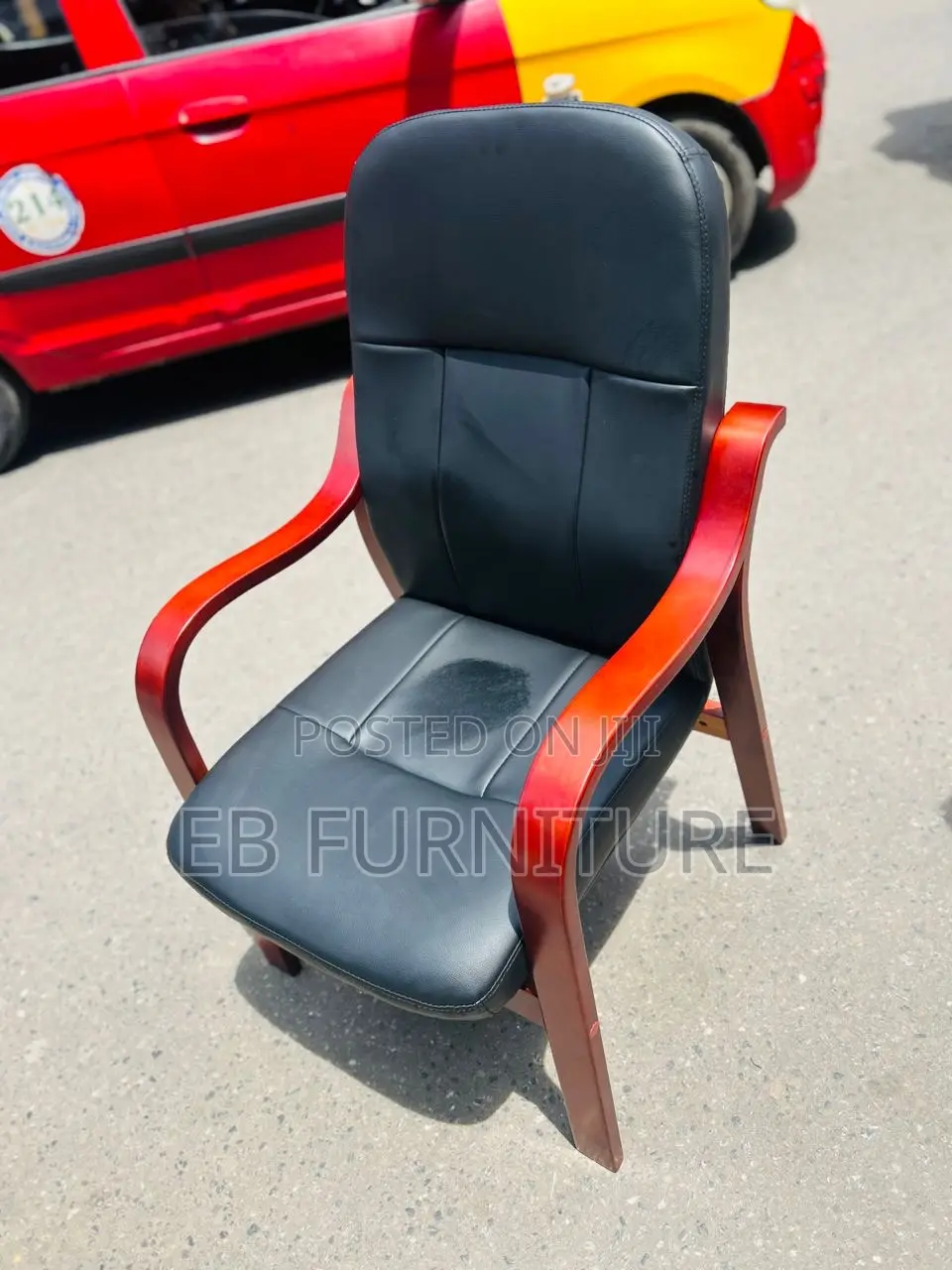 Black Leather Visitors Chair