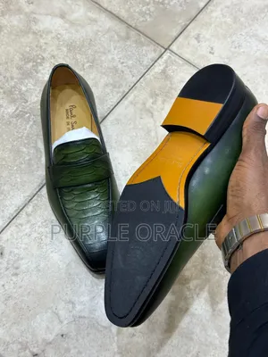 Chisel-Toe Loafer for Men
