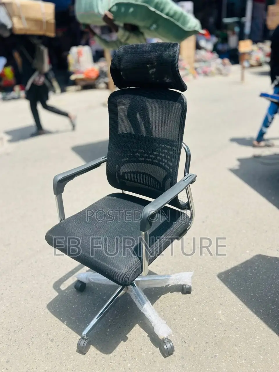 Adjustable Office Chair With Headrest