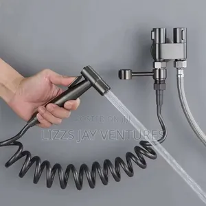 Bathroom Shataf