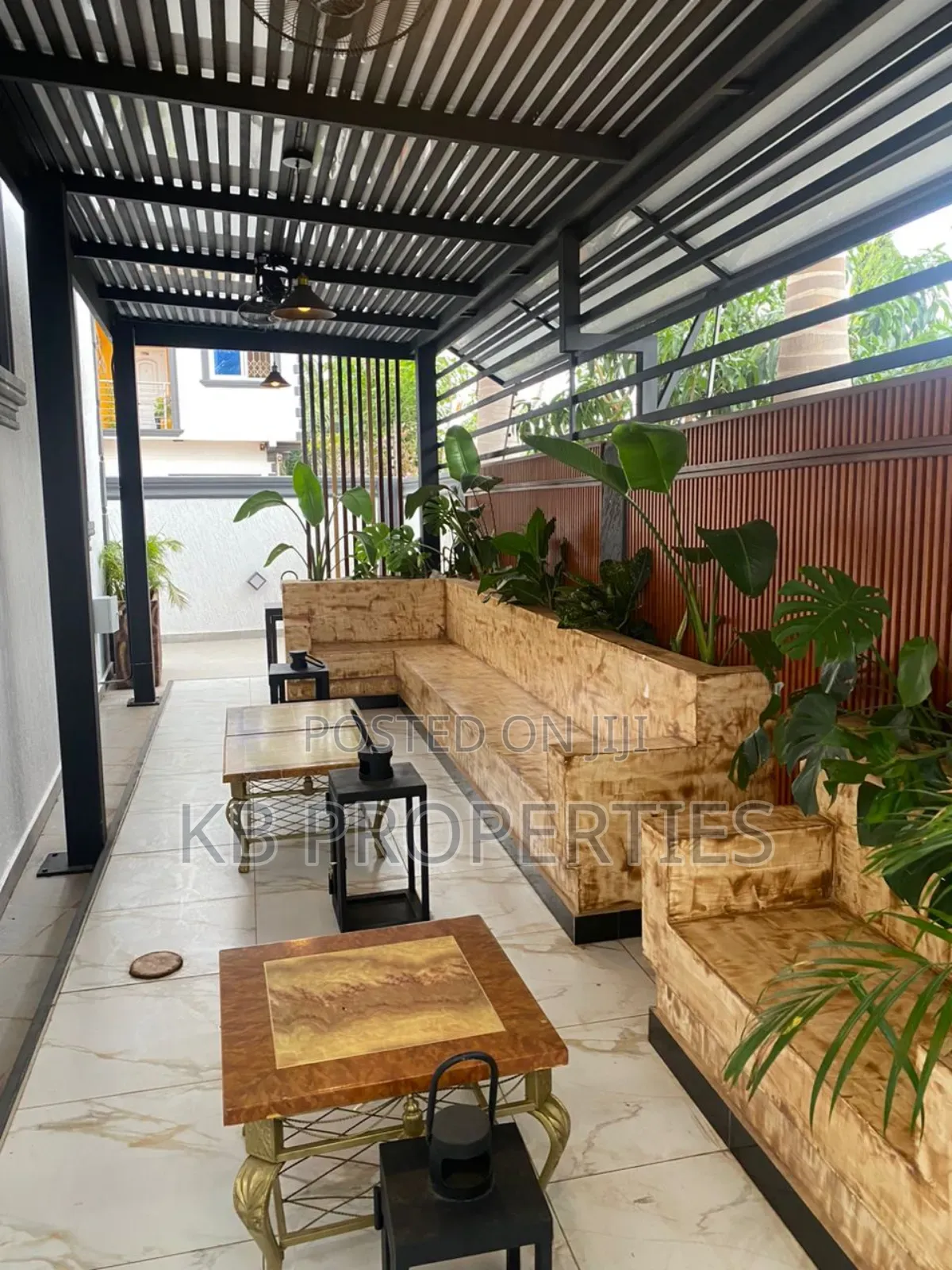 5bdrm House in Kb Properties, Spintex for rent