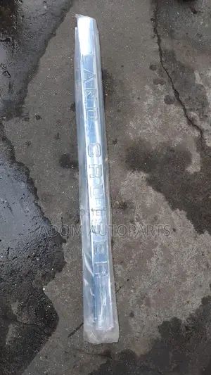 Toyota Land Cruiser Boot Spoiler Chrome