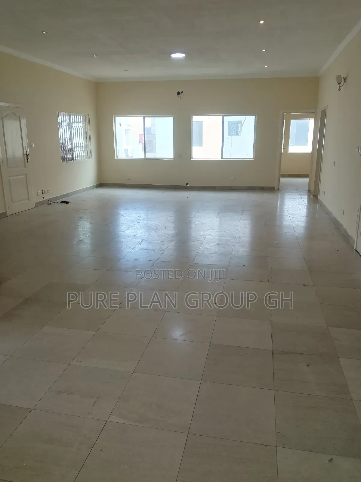 5bdrm House in East Legon, A&C Mall Area for rent